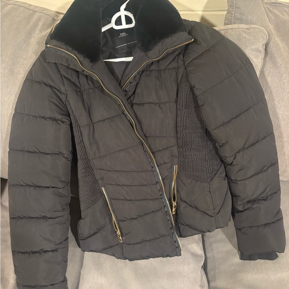 Zara Jackets & Blazers - ZARA Women's Black Puffer Jacket